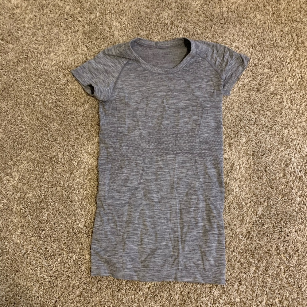Swiftly Tech Short Sleeve - Gray